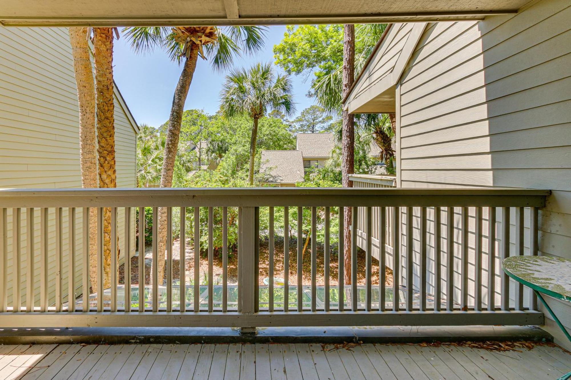 Modern Hilton Head Retreat Walk To Beach And Golf! Хилтон-Хед-Айленд Экстерьер фото